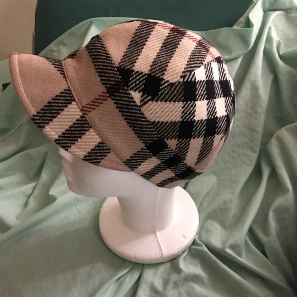 Authentic Burberry wool satin lined newsboy hat main image 4